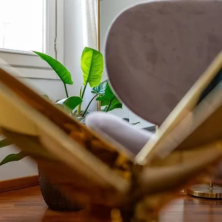Nina's Dome Apartment *